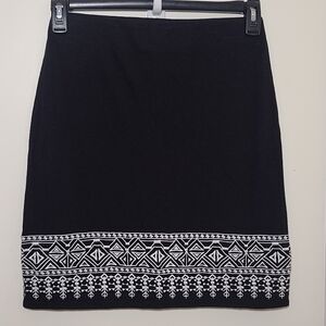 NWT Talbots Petite Black Skirt With White Detail and Elastic Waistband
